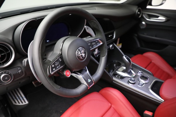 New 2024 Alfa Romeo Giulia Quadrifoglio Carbon for sale $81,632 at Bentley Greenwich in Greenwich CT 06830 9