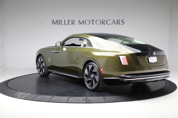 Used 2025 Rolls-Royce Spectre for sale $409,900 at Bentley Greenwich in Greenwich CT 06830 7