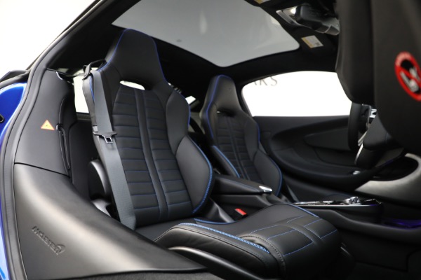 New 2025 McLaren GTS TechLux for sale $247,098 at Bentley Greenwich in Greenwich CT 06830 21
