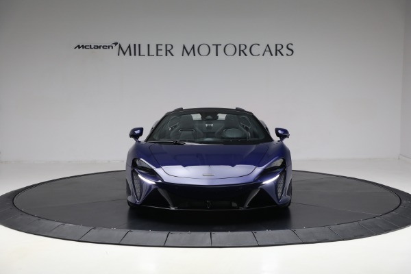 New 2025 McLaren Artura Spider TechLux for sale $327,158 at Bentley Greenwich in Greenwich CT 06830 12