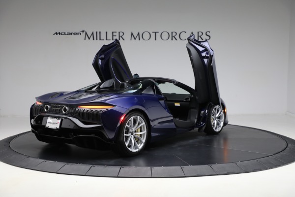 New 2025 McLaren Artura Spider TechLux for sale $327,158 at Bentley Greenwich in Greenwich CT 06830 18