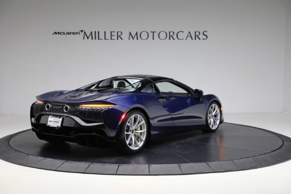 New 2025 McLaren Artura Spider TechLux for sale $327,158 at Bentley Greenwich in Greenwich CT 06830 26