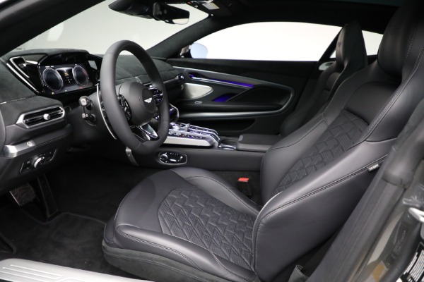 New 2025 Aston Martin Vanquish for sale $481,600 at Bentley Greenwich in Greenwich CT 06830 19