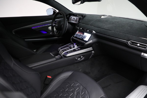 New 2025 Aston Martin Vanquish for sale $481,600 at Bentley Greenwich in Greenwich CT 06830 21