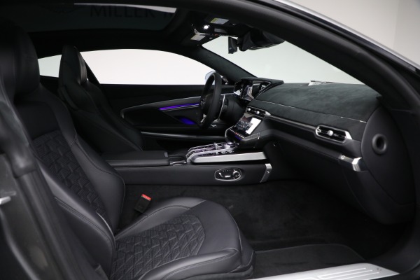 New 2025 Aston Martin Vanquish for sale $481,600 at Bentley Greenwich in Greenwich CT 06830 22