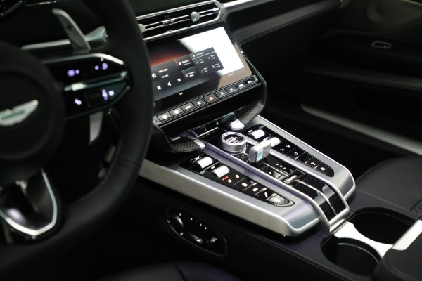 New 2025 Aston Martin Vanquish for sale $481,600 at Bentley Greenwich in Greenwich CT 06830 26