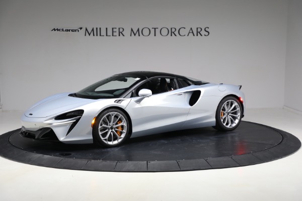 New 2025 McLaren Artura Spider Performance for sale Sold at Bentley Greenwich in Greenwich CT 06830 17