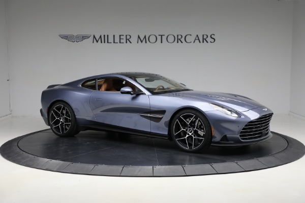 New 2025 Aston Martin Vanquish for sale $528,500 at Bentley Greenwich in Greenwich CT 06830 11