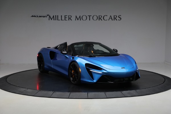 New 2025 McLaren Artura Spider TechLux for sale $326,498 at Bentley Greenwich in Greenwich CT 06830 11