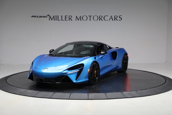 New 2025 McLaren Artura Spider TechLux for sale $326,498 at Bentley Greenwich in Greenwich CT 06830 22