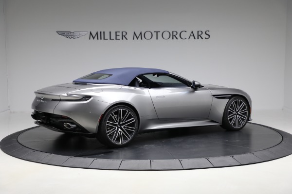 New 2025 Aston Martin DB12 Volante for sale $323,600 at Bentley Greenwich in Greenwich CT 06830 20