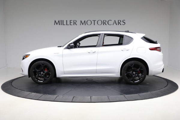 Used 2022 Alfa Romeo Stelvio Veloce for sale Sold at Bentley Greenwich in Greenwich CT 06830 2