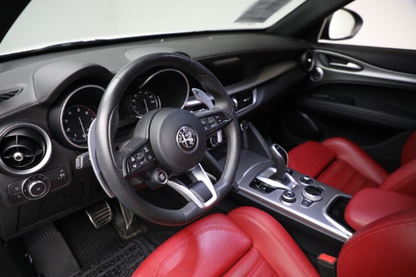 Used 2022 Alfa Romeo Stelvio Veloce for sale Sold at Bentley Greenwich in Greenwich CT 06830 8