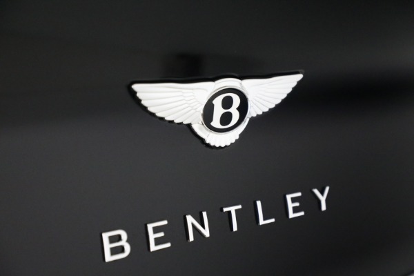 New 2025 Bentley Bentayga V8 for sale $263,070 at Bentley Greenwich in Greenwich CT 06830 16