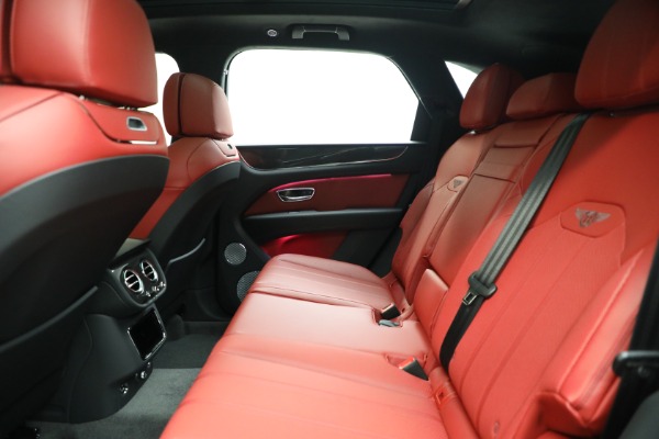 New 2025 Bentley Bentayga V8 for sale $263,070 at Bentley Greenwich in Greenwich CT 06830 23