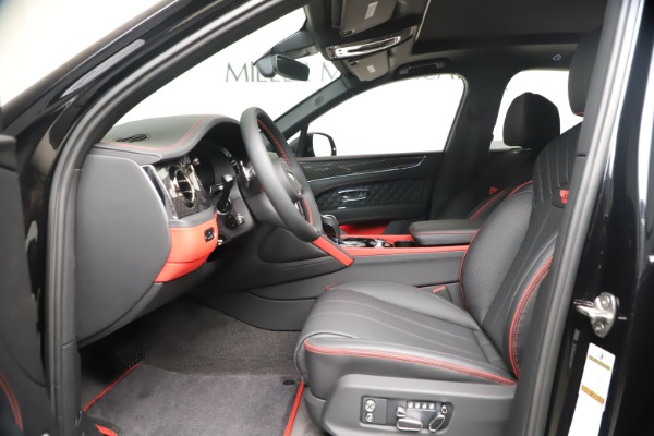 New 2025 Bentley Bentayga S Black Edition for sale $289,370 at Bentley Greenwich in Greenwich CT 06830 14