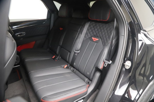 New 2025 Bentley Bentayga S Black Edition for sale $289,370 at Bentley Greenwich in Greenwich CT 06830 18