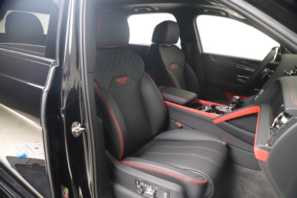 New 2025 Bentley Bentayga S Black Edition for sale $289,370 at Bentley Greenwich in Greenwich CT 06830 20