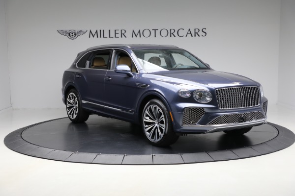 New 2025 Bentley Bentayga EWB Azure V8 for sale $302,555 at Bentley Greenwich in Greenwich CT 06830 11