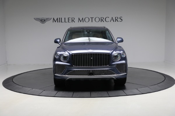 New 2025 Bentley Bentayga EWB Azure V8 for sale $302,555 at Bentley Greenwich in Greenwich CT 06830 12