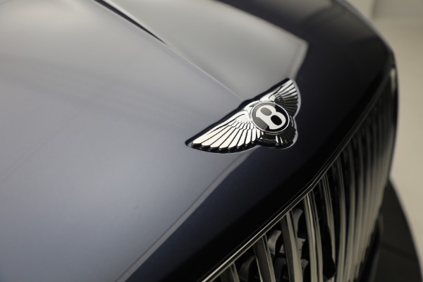 Used 2025 Bentley Bentayga EWB Azure V8 for sale $239,900 at Bentley Greenwich in Greenwich CT 06830 14