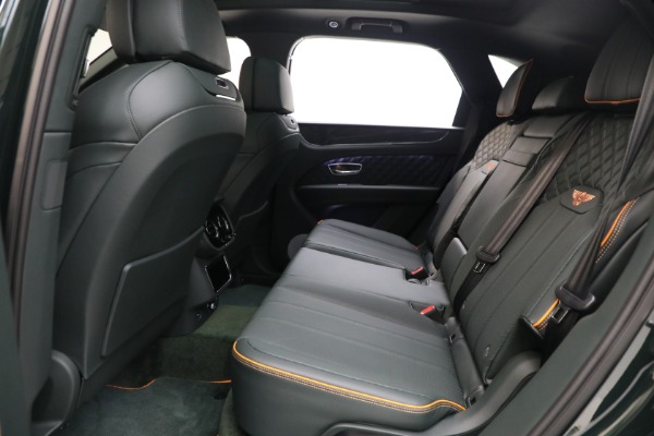 New 2025 Bentley Bentayga S Black Edition for sale $289,790 at Bentley Greenwich in Greenwich CT 06830 24