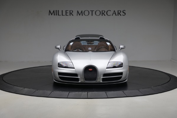 Used 2015 Bugatti Veyron 16.4 Grand Sport Vitesse for sale Call for price at Bentley Greenwich in Greenwich CT 06830 12