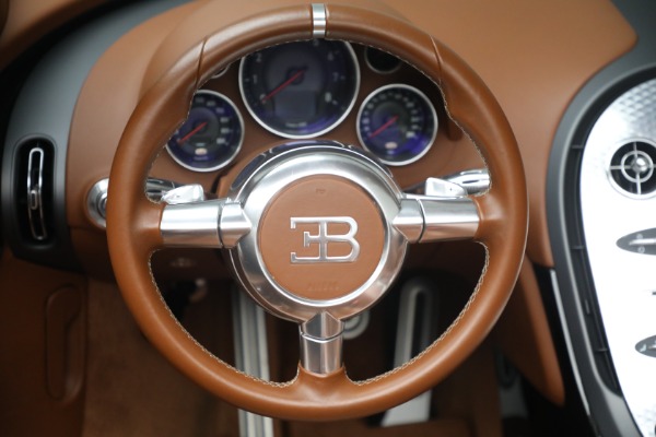 Used 2015 Bugatti Veyron 16.4 Grand Sport Vitesse for sale Call for price at Bentley Greenwich in Greenwich CT 06830 25