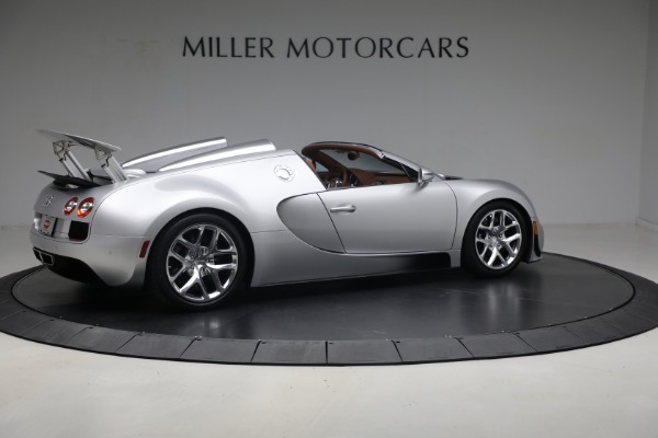 Used 2015 Bugatti Veyron 16.4 Grand Sport Vitesse for sale Call for price at Bentley Greenwich in Greenwich CT 06830 8