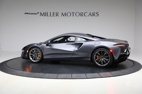 Used 2025 McLaren Artura Vision for sale $292,398 at Bentley Greenwich in Greenwich CT 06830 4