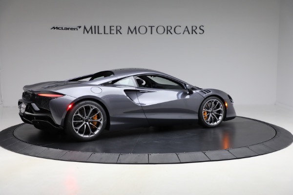 Used 2025 McLaren Artura Vision for sale $292,398 at Bentley Greenwich in Greenwich CT 06830 8