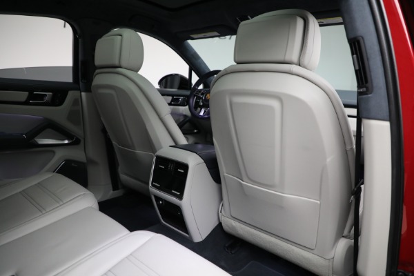 Used 2023 Porsche Cayenne Turbo S E-Hybrid Coupe for sale Sold at Bentley Greenwich in Greenwich CT 06830 21