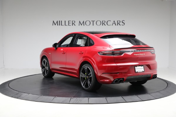 Used 2023 Porsche Cayenne Turbo S E-Hybrid Coupe for sale Sold at Bentley Greenwich in Greenwich CT 06830 5