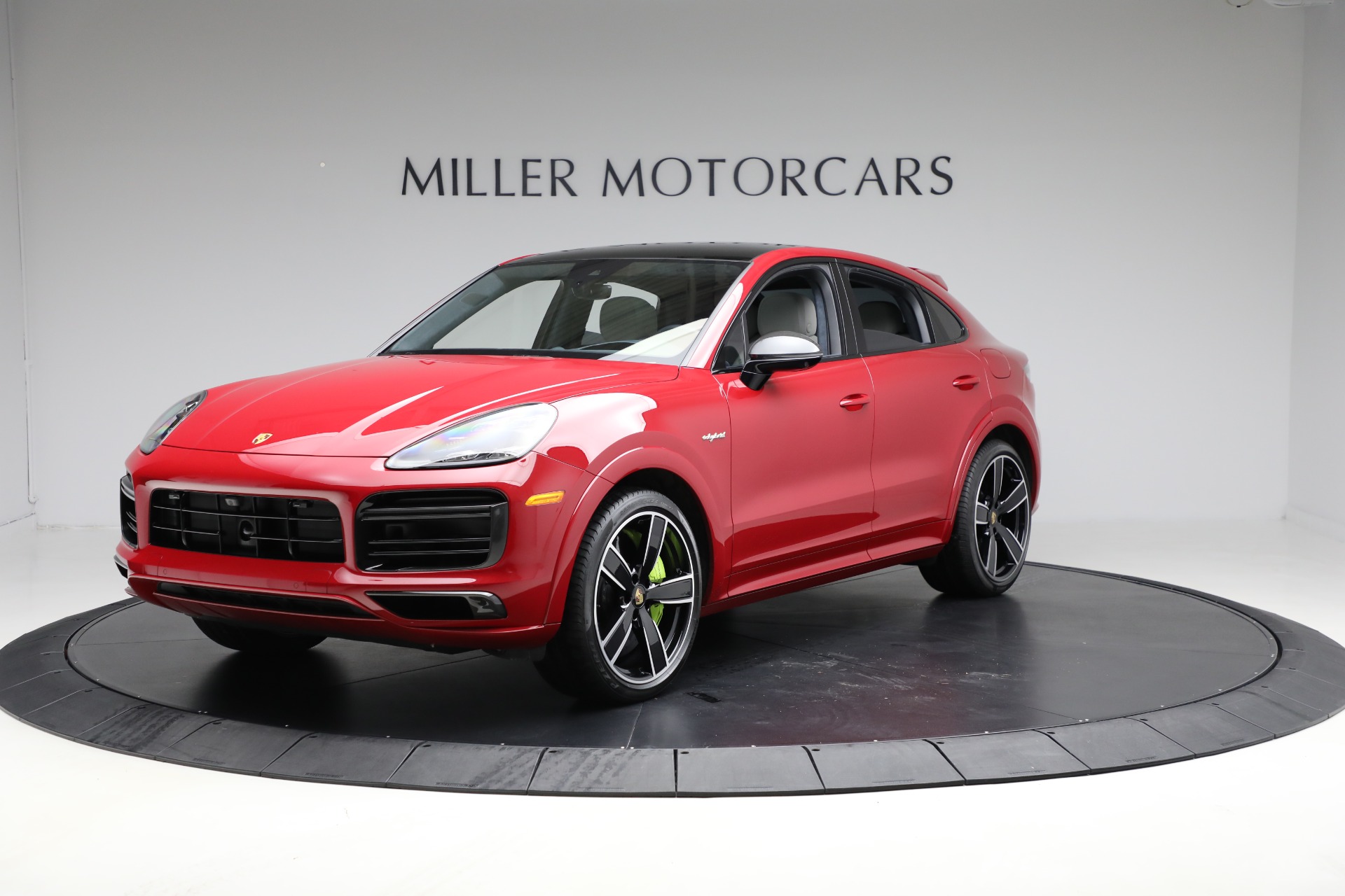 Used 2023 Porsche Cayenne Turbo S E-Hybrid Coupe for sale Sold at Bentley Greenwich in Greenwich CT 06830 1