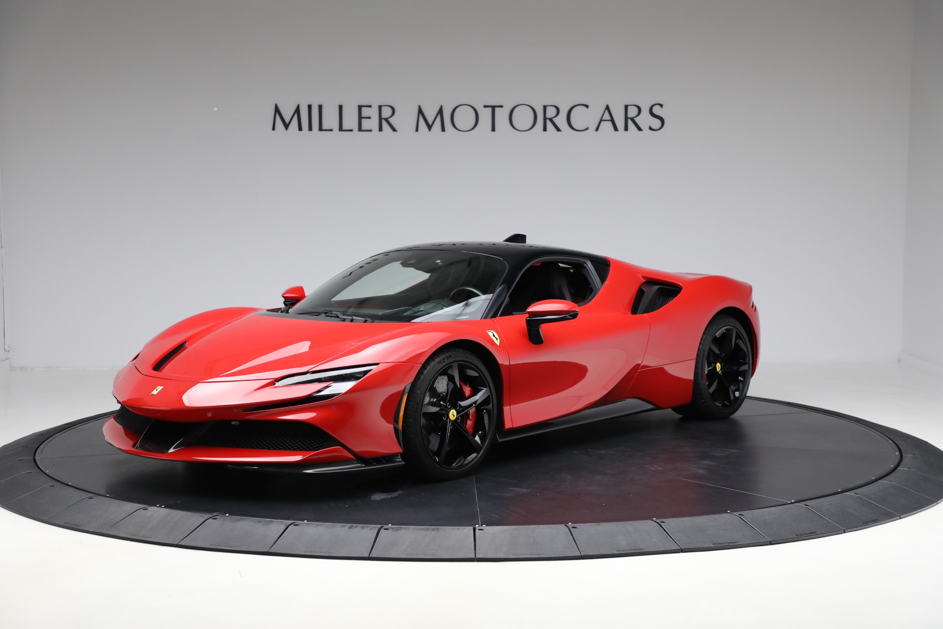 Used 2021 Ferrari SF90 Stradale for sale $495,900 at Bentley Greenwich in Greenwich CT 06830 1