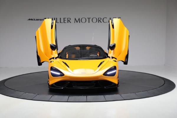Used 2022 McLaren 765LT Spider for sale $539,900 at Bentley Greenwich in Greenwich CT 06830 22