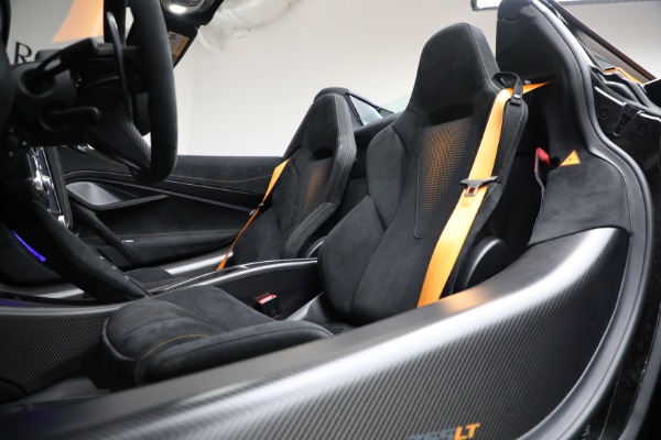 Used 2022 McLaren 765LT Spider for sale $539,900 at Bentley Greenwich in Greenwich CT 06830 26