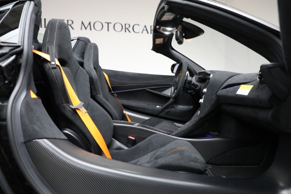 Used 2022 McLaren 765LT Spider for sale $539,900 at Bentley Greenwich in Greenwich CT 06830 28