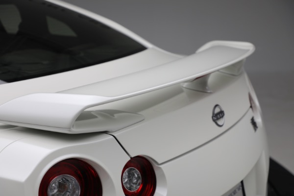 Used 2023 Nissan GT-R Premium for sale Sold at Bentley Greenwich in Greenwich CT 06830 27