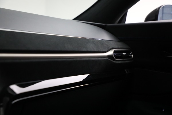 New 2025 Aston Martin Vantage for sale $225,900 at Bentley Greenwich in Greenwich CT 06830 25