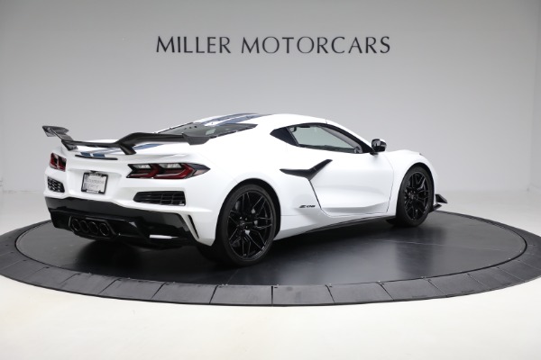 Used 2025 Chevrolet Corvette Z06 for sale Sold at Bentley Greenwich in Greenwich CT 06830 16