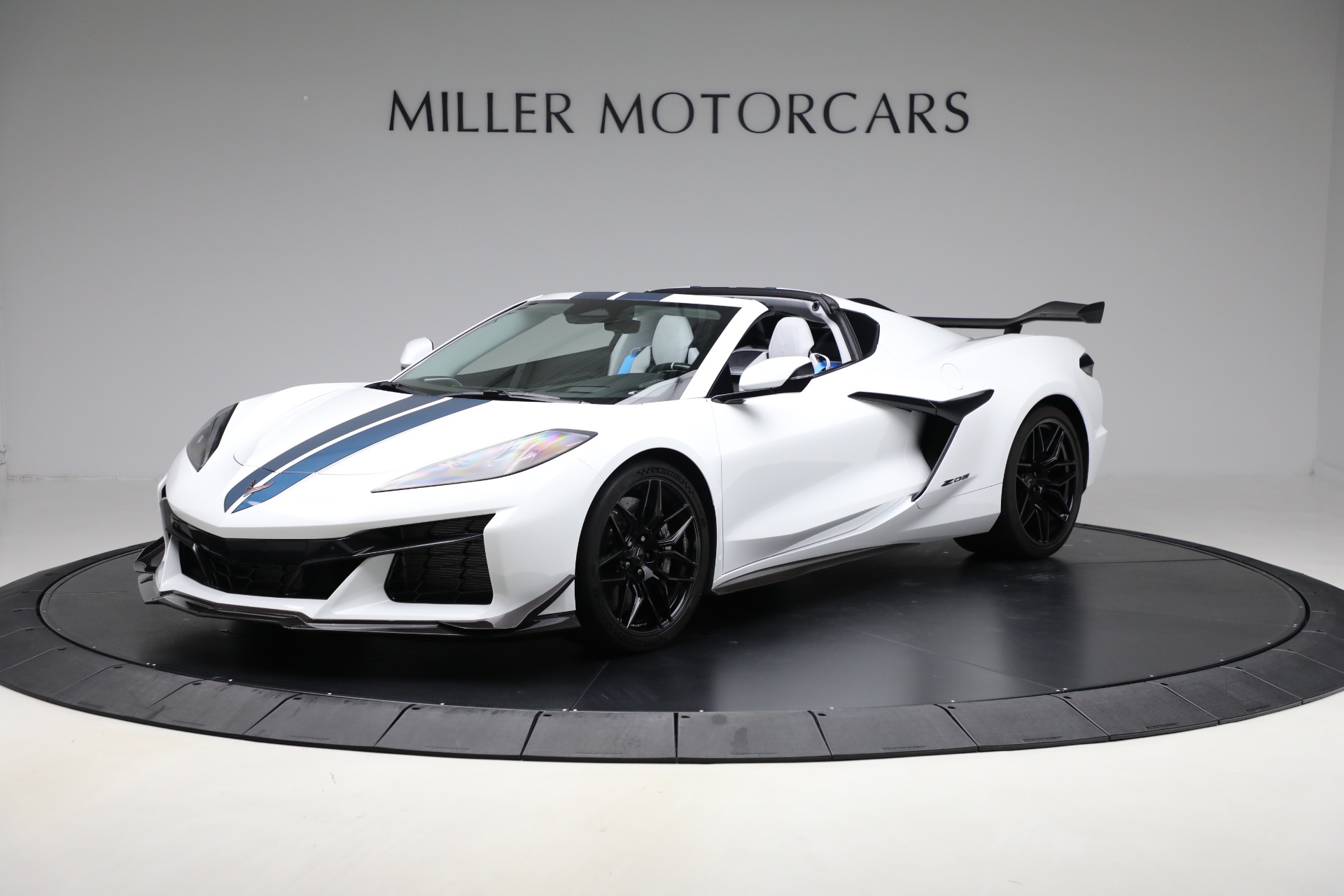 Used 2025 Chevrolet Corvette Z06 for sale Sold at Bentley Greenwich in Greenwich CT 06830 1