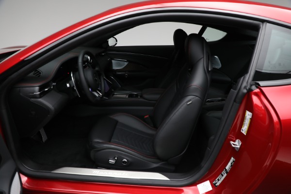 New 2024 Maserati GranTurismo Trofeo for sale $184,400 at Bentley Greenwich in Greenwich CT 06830 13