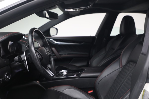 Used 2022 Maserati Ghibli Modena Q4 for sale $37,900 at Bentley Greenwich in Greenwich CT 06830 15