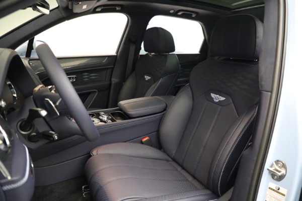 New 2025 Bentley Bentayga Azure V8 for sale $245,900 at Bentley Greenwich in Greenwich CT 06830 17