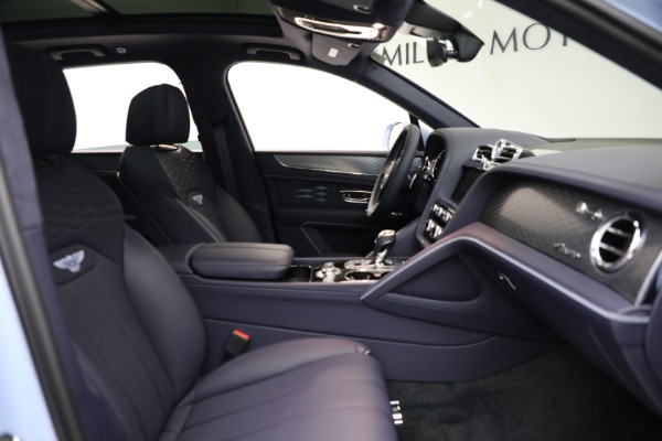 New 2025 Bentley Bentayga Azure V8 for sale $245,900 at Bentley Greenwich in Greenwich CT 06830 24