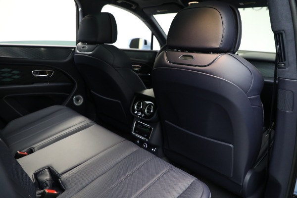 New 2025 Bentley Bentayga Azure V8 for sale $245,900 at Bentley Greenwich in Greenwich CT 06830 26