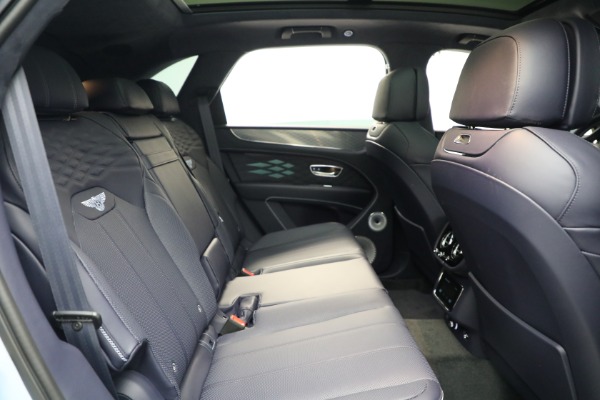 New 2025 Bentley Bentayga Azure V8 for sale $245,900 at Bentley Greenwich in Greenwich CT 06830 27