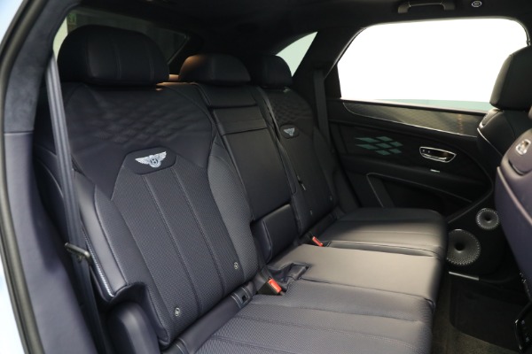 New 2025 Bentley Bentayga Azure V8 for sale $245,900 at Bentley Greenwich in Greenwich CT 06830 28