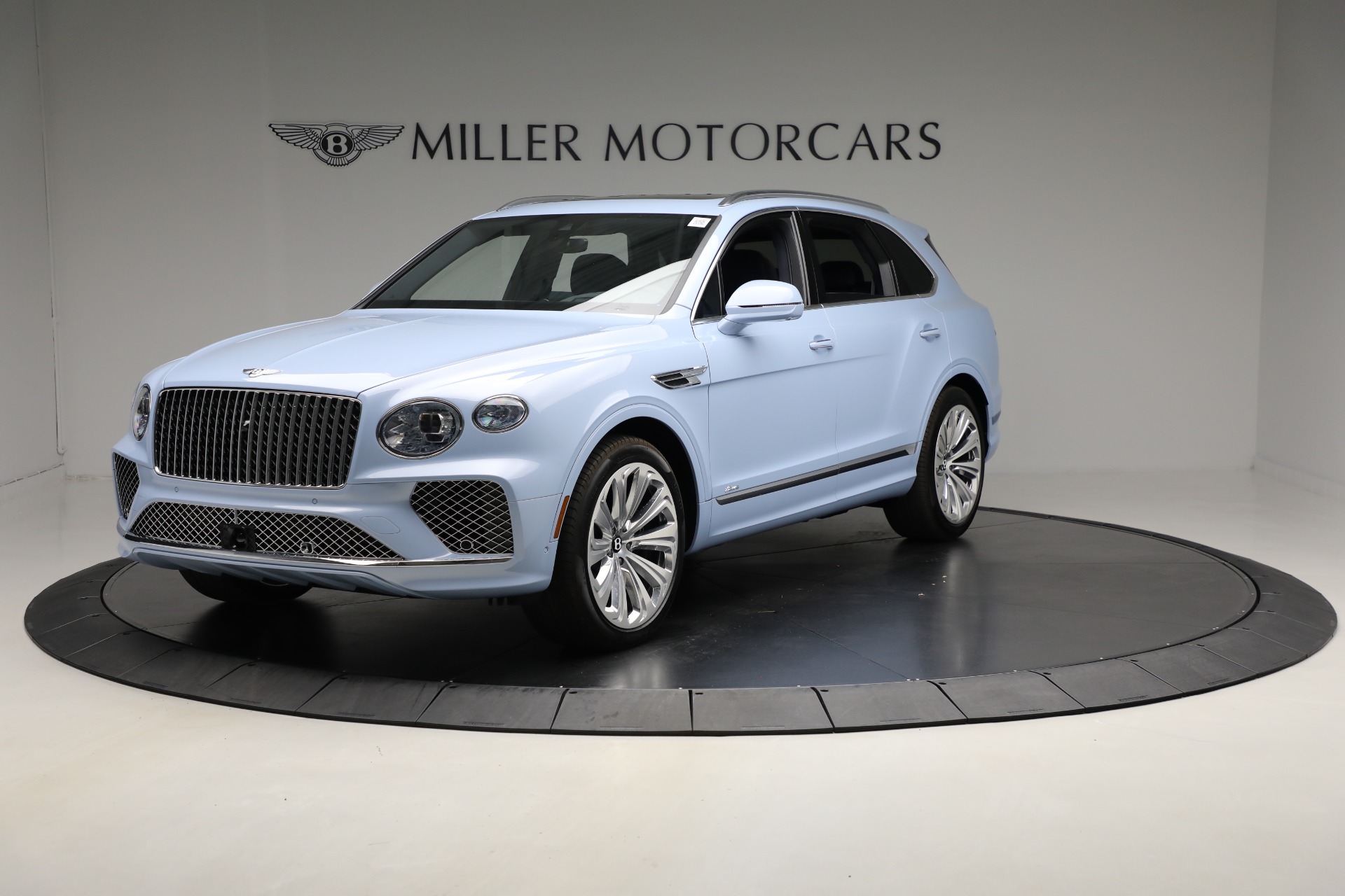 New 2025 Bentley Bentayga Azure V8 for sale $245,900 at Bentley Greenwich in Greenwich CT 06830 1